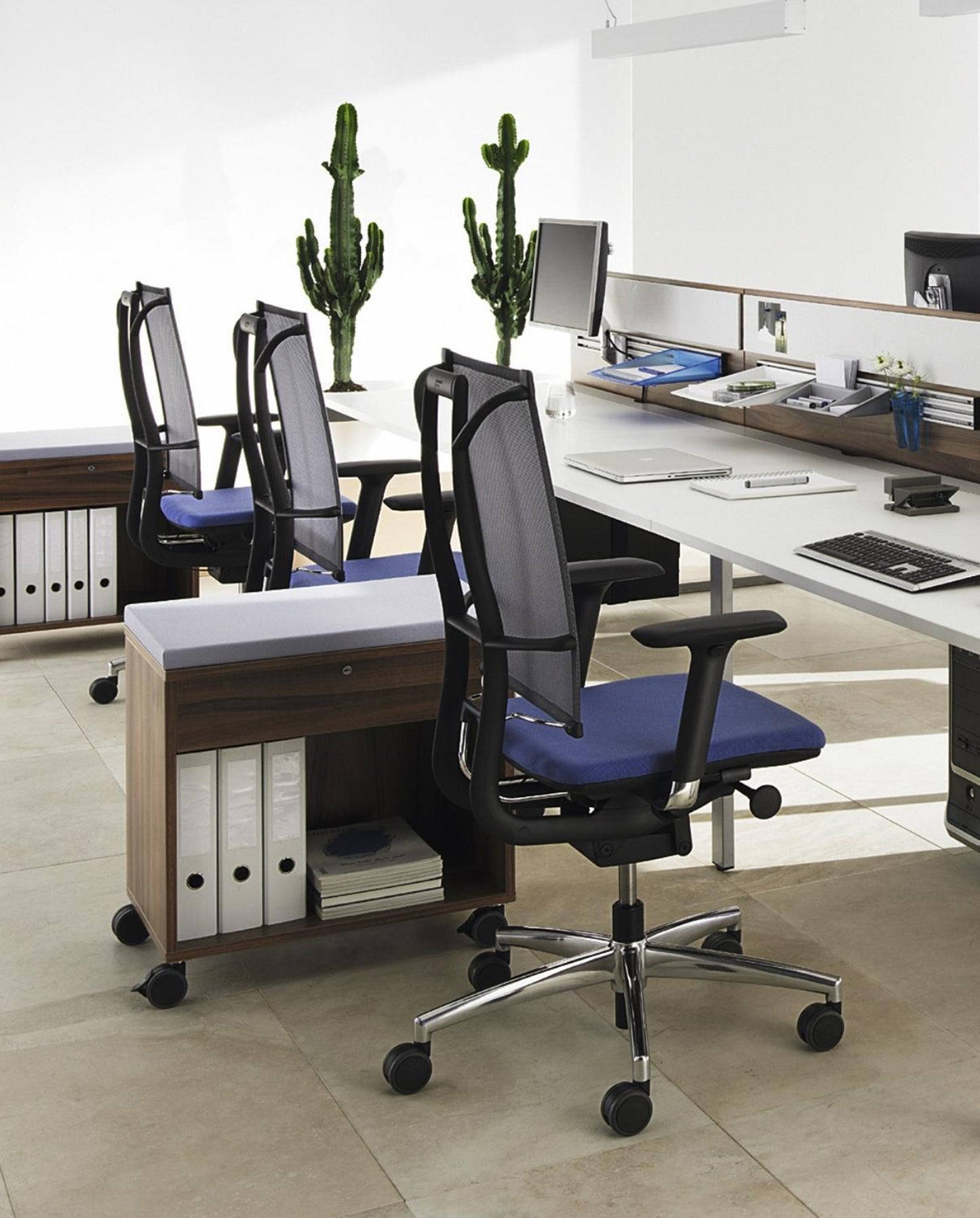 Sail Task Chair-Chairs-Bowermans