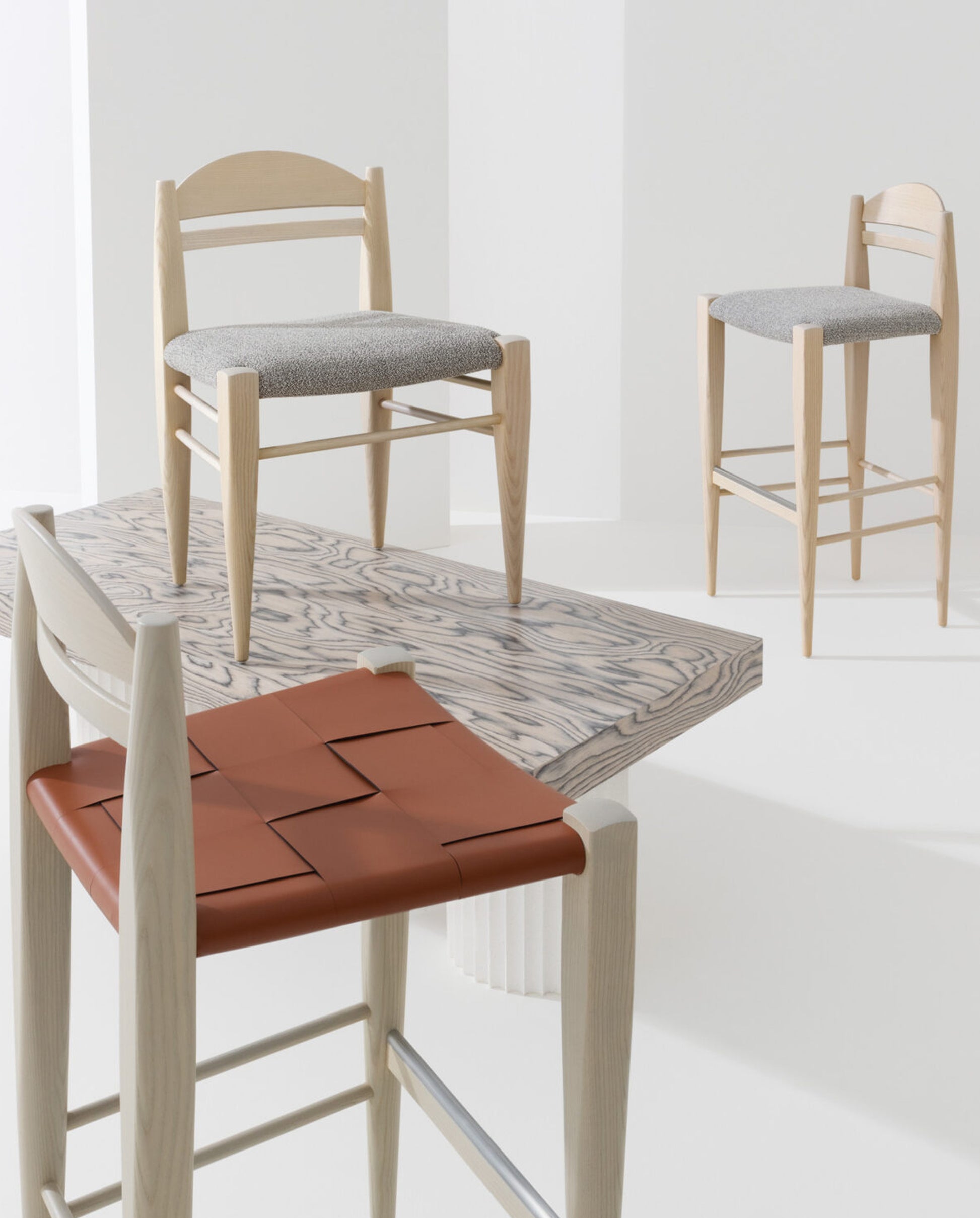 Vincent V.G. Stool-Stools-Bowermans